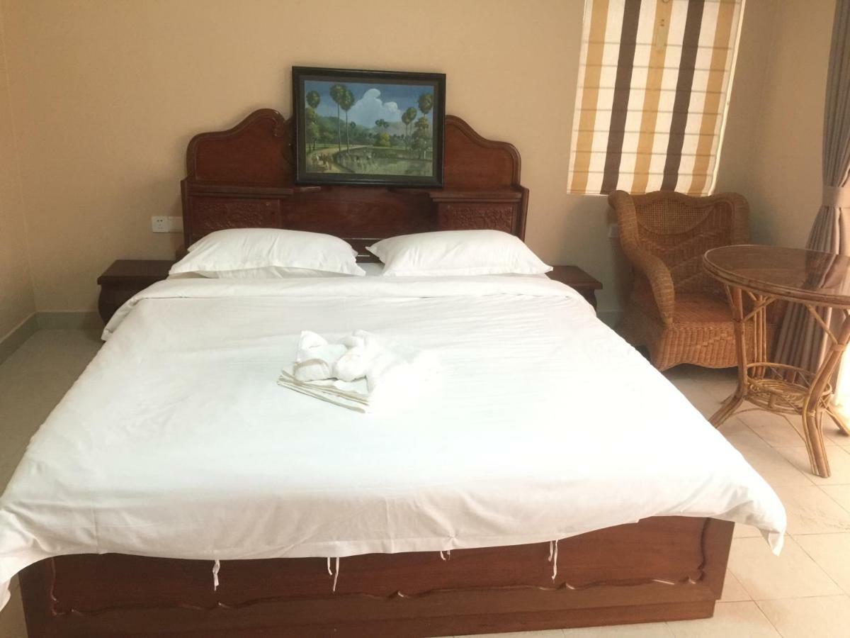 Golden Rooster Hotel Preăh Sihanŭk Zewnętrze zdjęcie