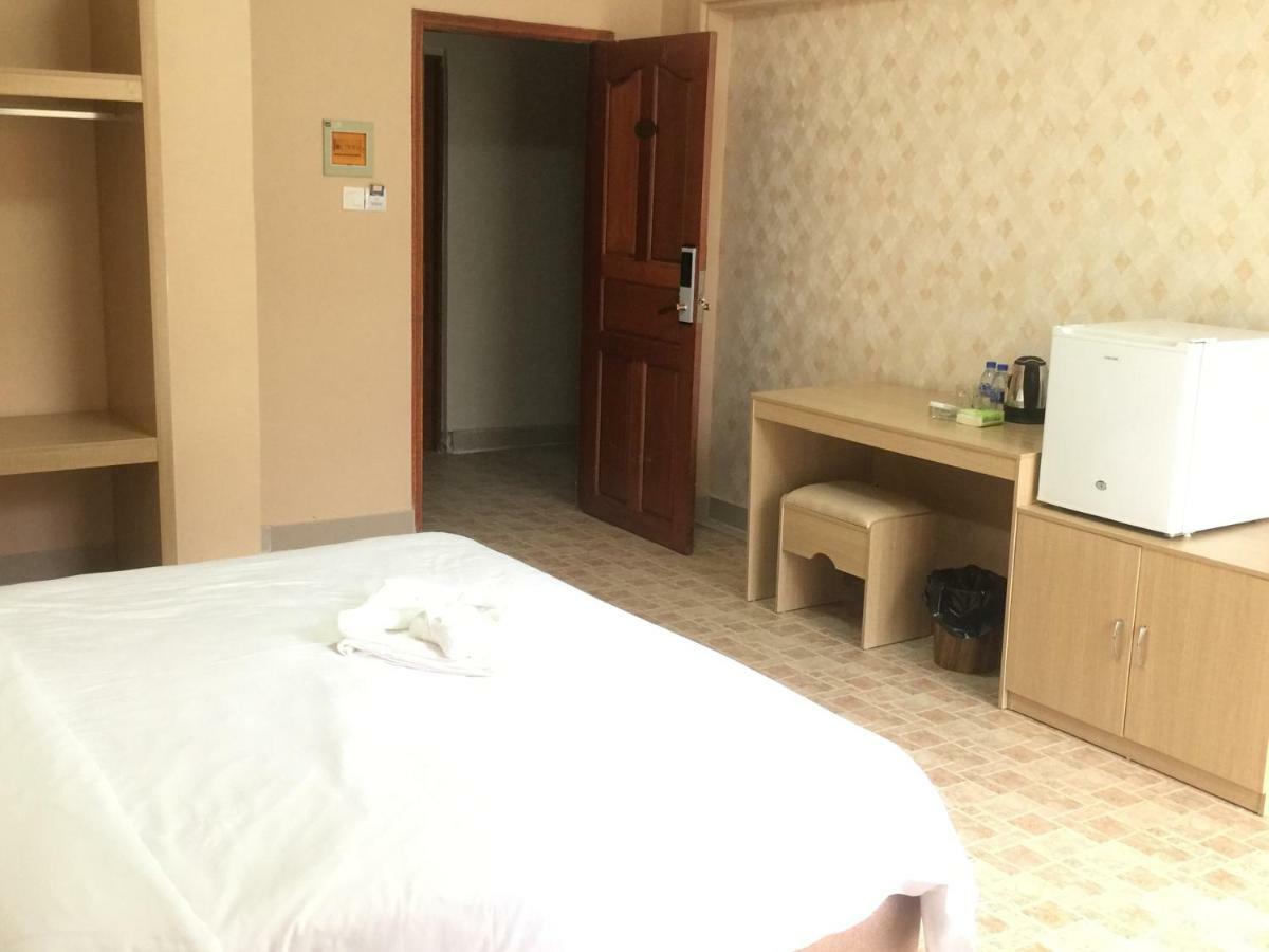 Golden Rooster Hotel Preăh Sihanŭk Zewnętrze zdjęcie
