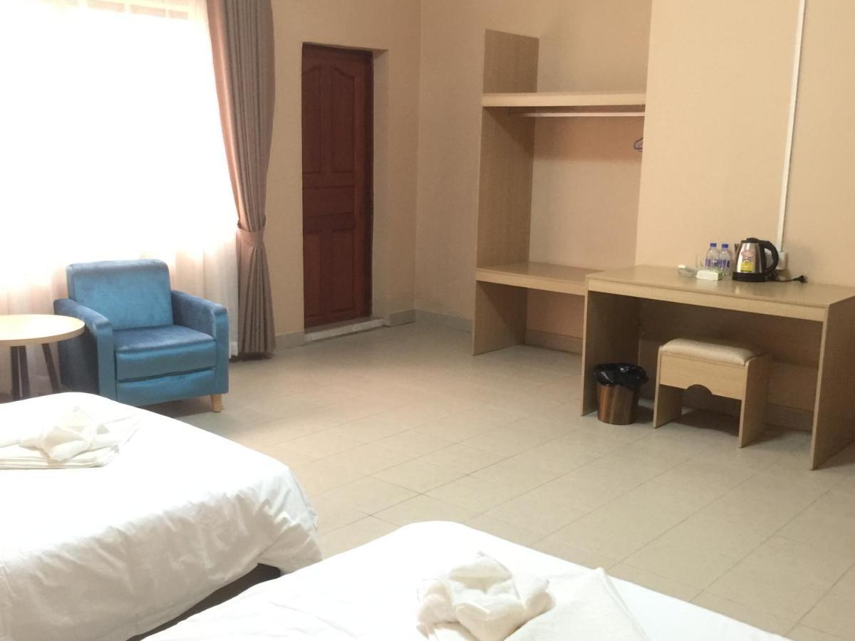 Golden Rooster Hotel Preăh Sihanŭk Zewnętrze zdjęcie